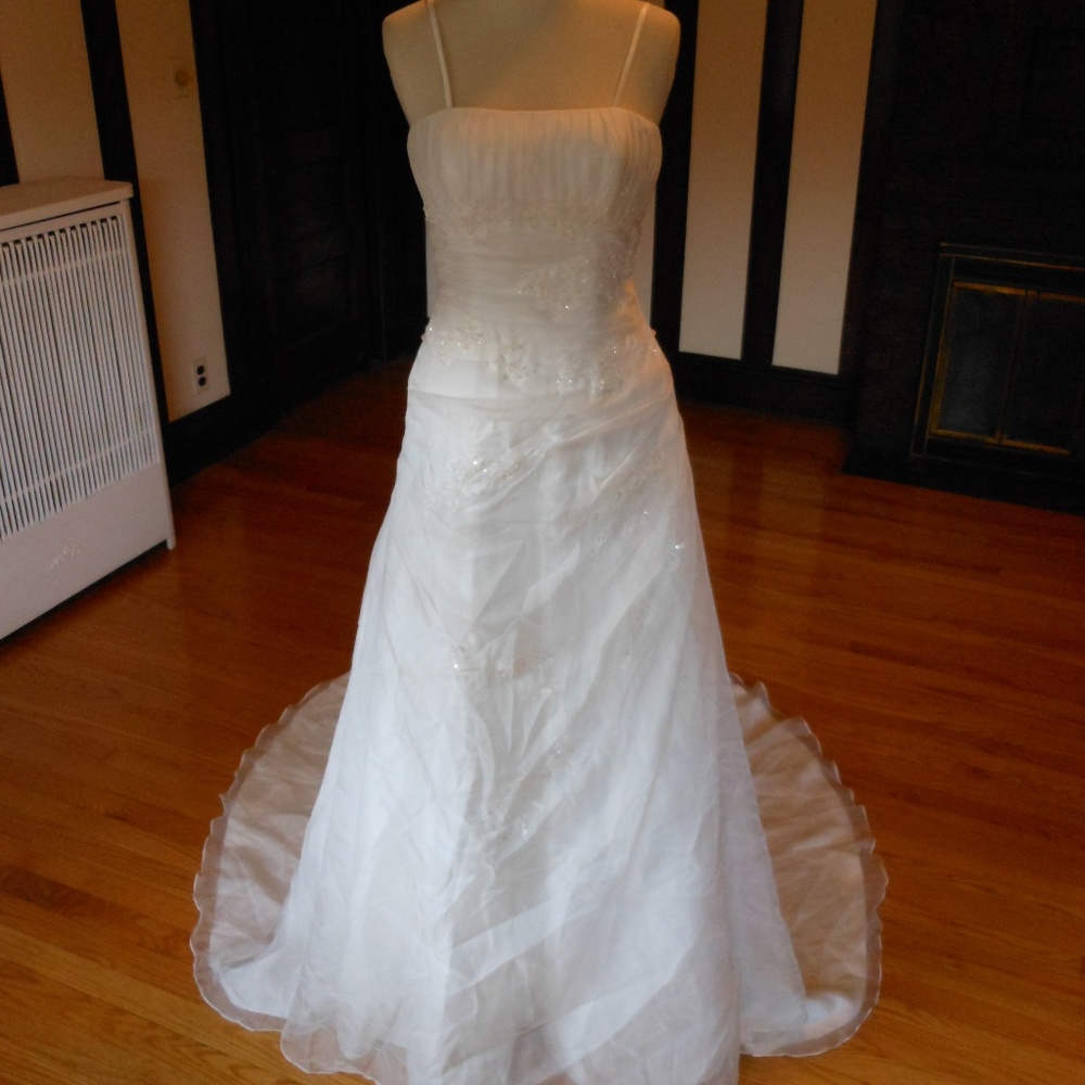 LILLY Bridal Wedding Dress